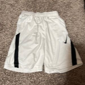 White Nike shorts like new